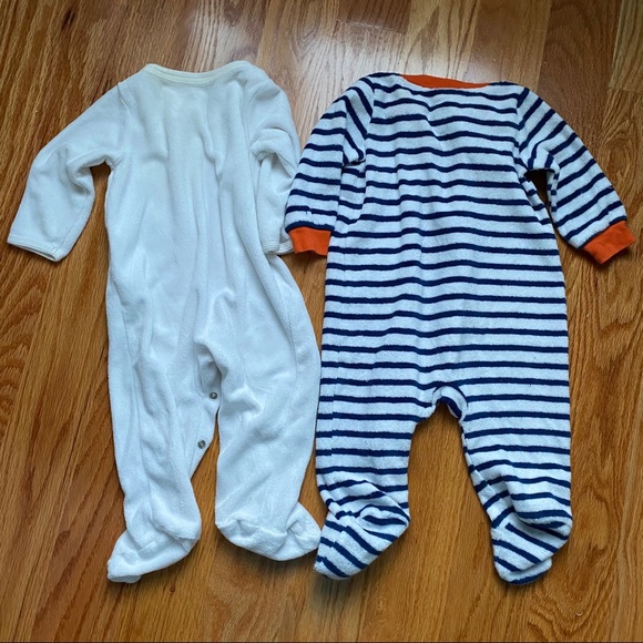 Carter’s 6 months footie pjs - Picture 8 of 8